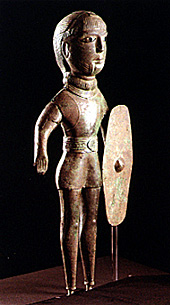Статуэтка воина. Бронза. Франция. I в. до н. э. Собрание Musée Départmental de l’Oise, г. Бове
